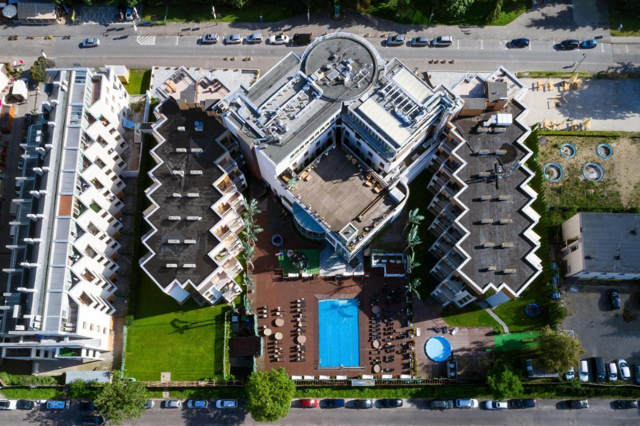 Maloves Resort & Spa Władysławowo エクステリア 写真