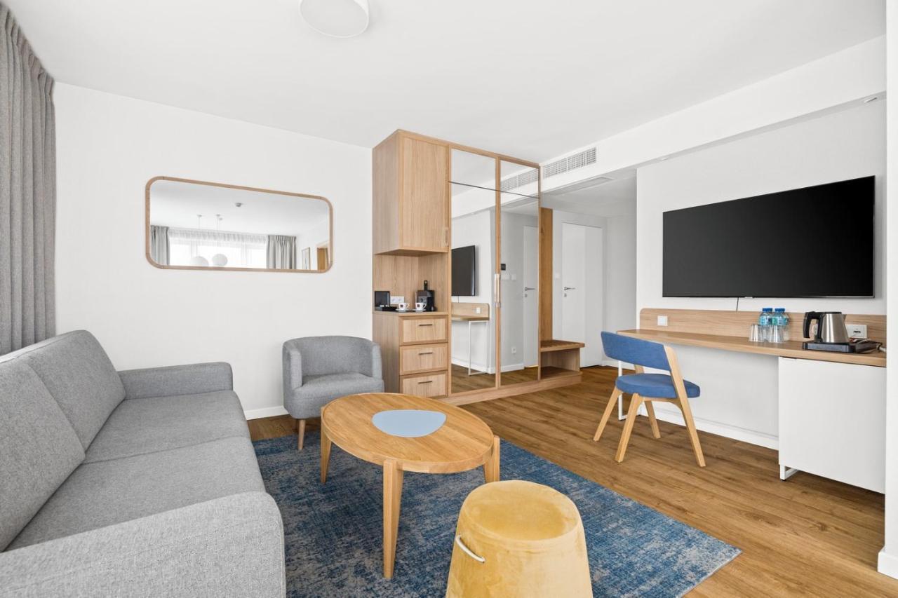 Maloves Resort & Spa Władysławowo エクステリア 写真